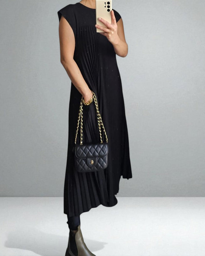 Jolijn | Pleated Dress – Soft, Flowing Comfort