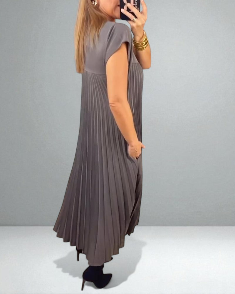 Jolijn | Pleated Dress – Soft, Flowing Comfort