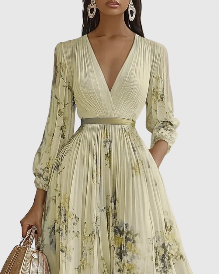 Rowella | Pleated Maxi Dress – Light, Flowing Elegance