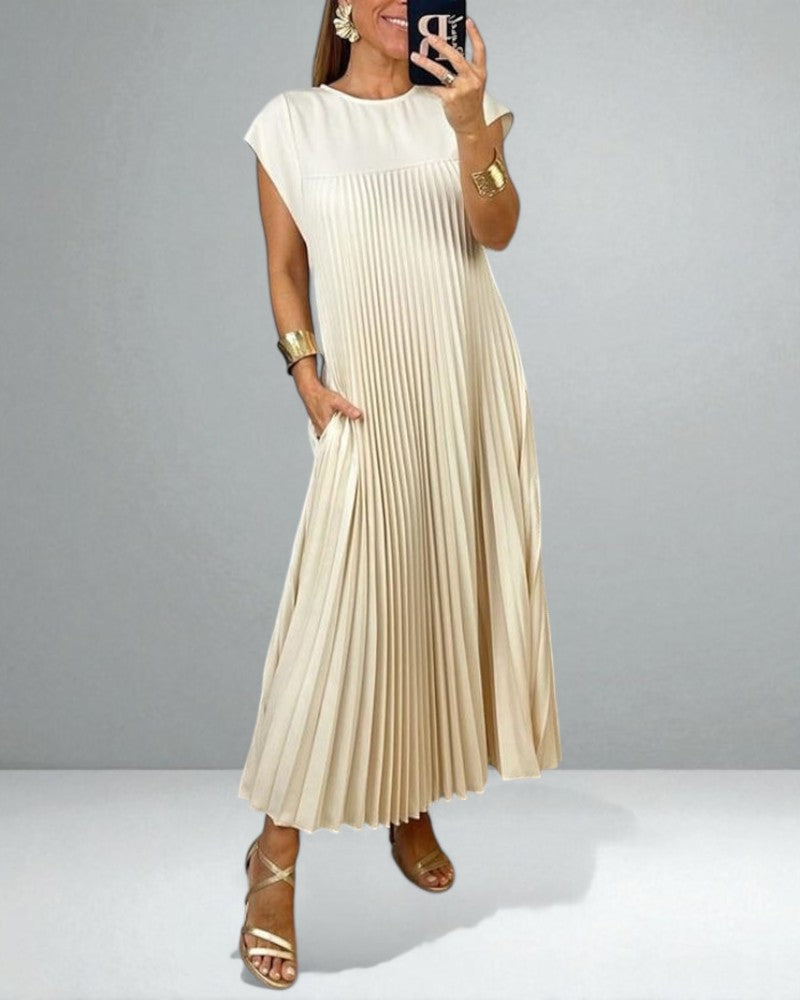 Jolijn | Pleated Dress – Soft, Flowing Comfort