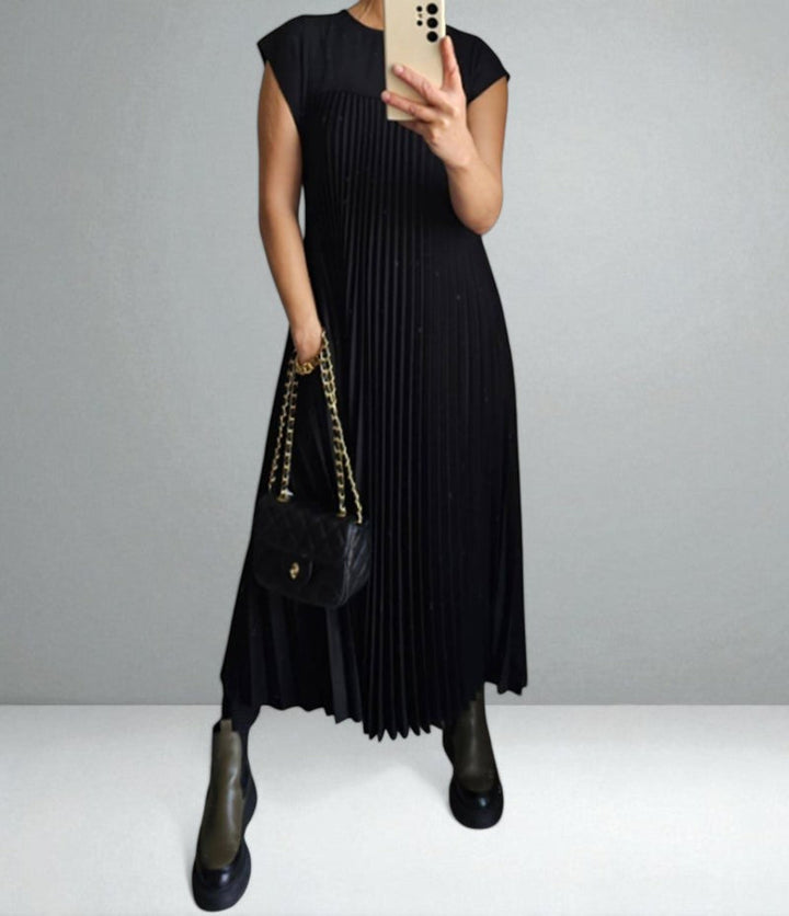 Jolijn | Pleated Dress – Soft, Flowing Comfort