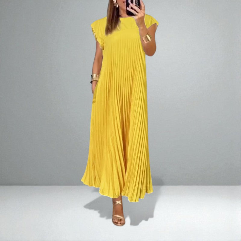 Jolijn | Pleated Dress – Soft, Flowing Comfort